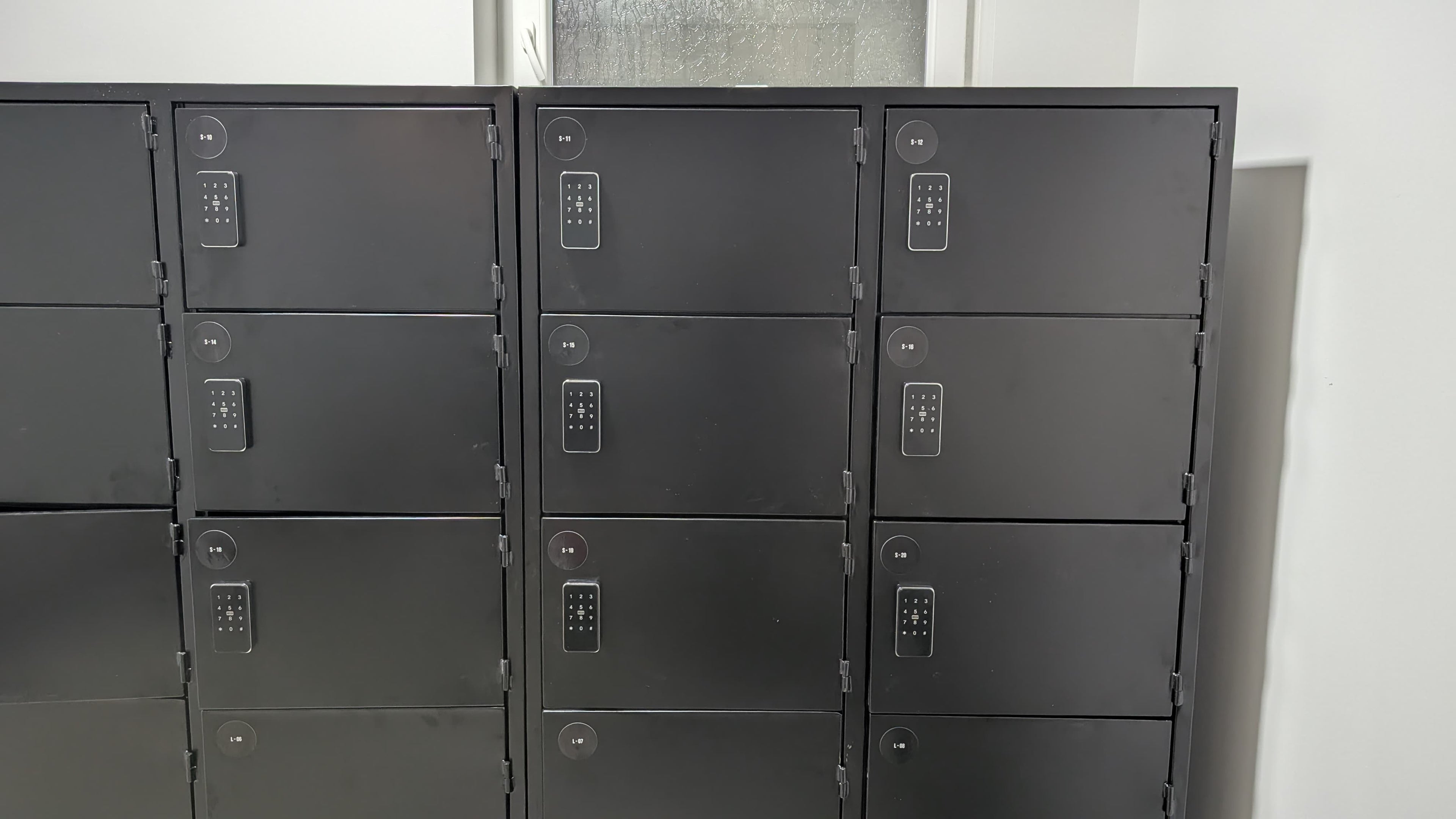 24/7 Luggage Storage Belgrade Near City Center & Airport Shuttle Bus